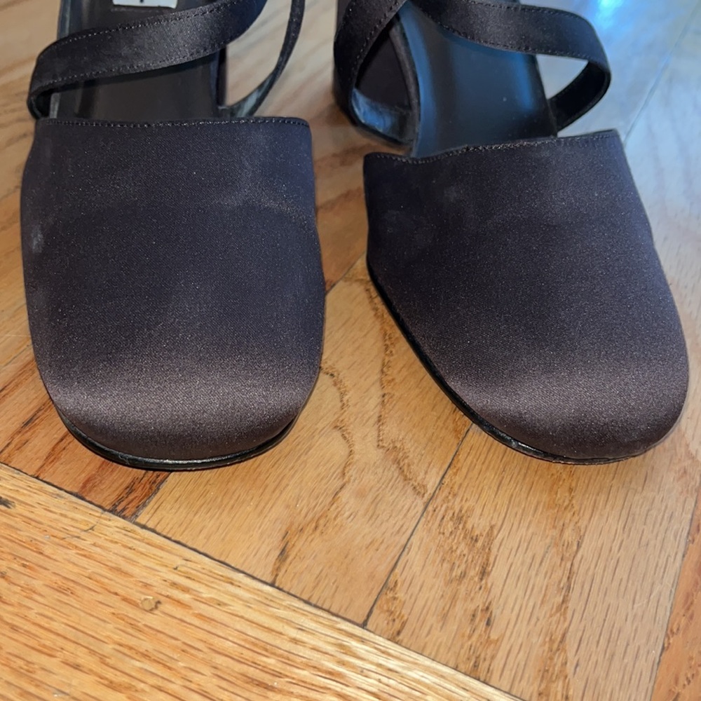 Brown Satin Block Heel Crossover Sz 9 - image 4